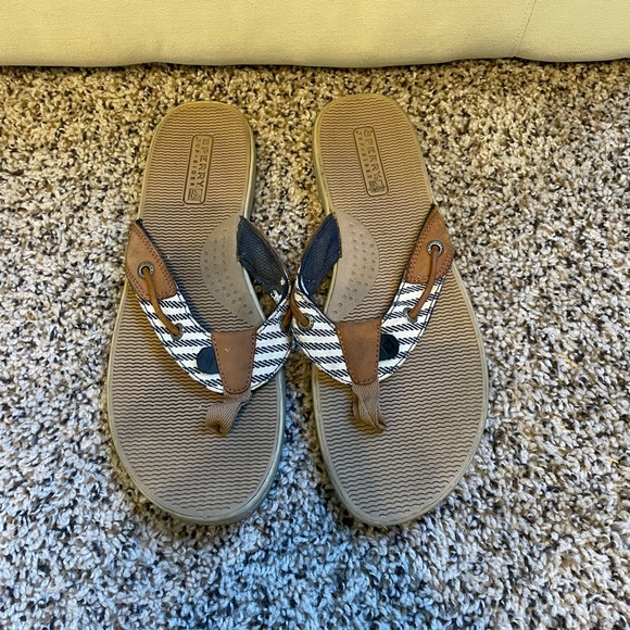 Sperry real leather sandals - Picture 1 of 4